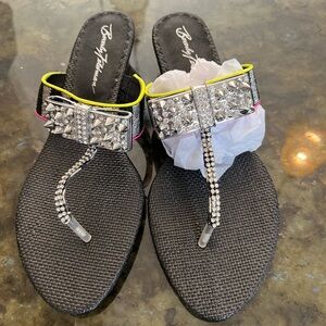 Beverly Feldman Spike & Rhinestone Sandals 8.5 NWOT